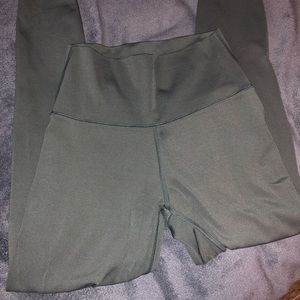 Aerie Green Leggings